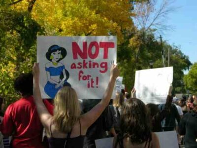 Signs of SlutWalk Image